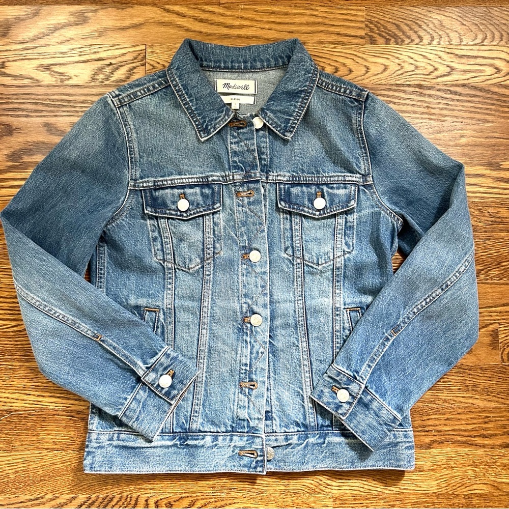 Madewell Denim Jacket Size Small Jean Jacket Classic Fit - Picture 2 of 9